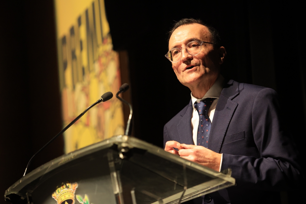 JUANJO CLEMENTE, MANTENEDOR DEL ACTO DE PROCLAMACIÓN DE LA REINA Y DAMAS DE VILA-REAL EN 2026