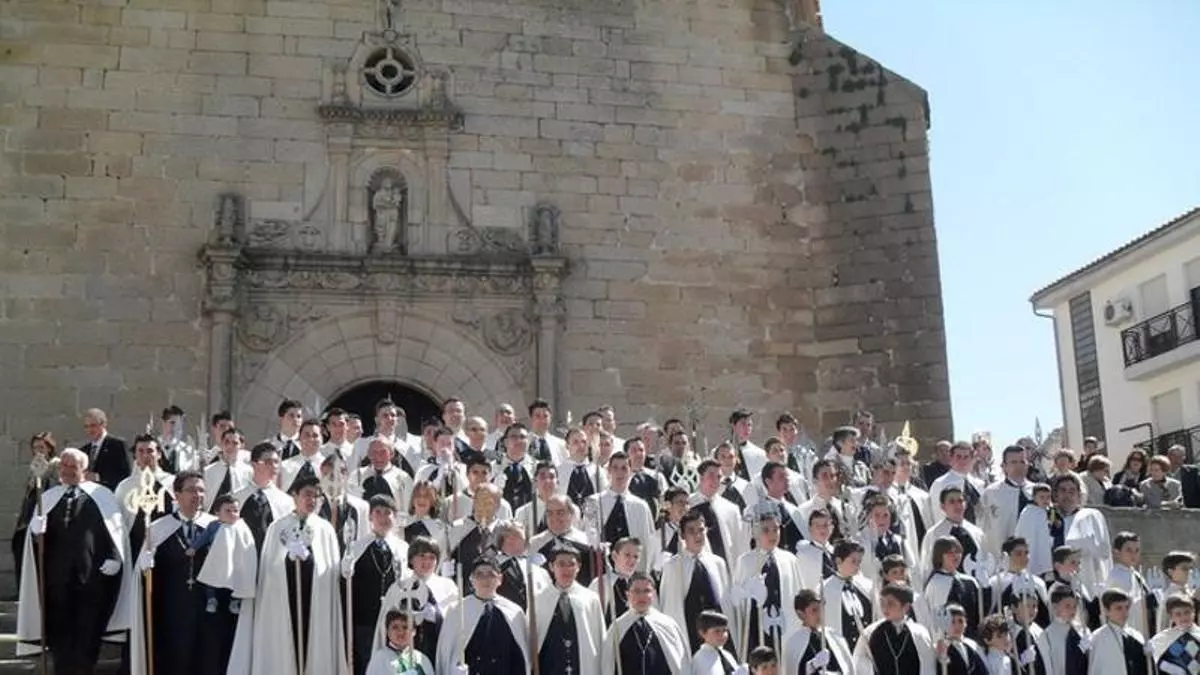 TÍO JACINTO ‘CANELO’ Y TÍO FRANCISCO ‘PULGA’: ASÍ FUERON LOS ALABARDEROS DE MALPARTIDA QUE HOY HONRAN A LA PATRONA DE CÁCERES