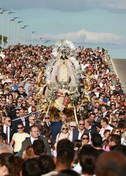 DÍA DE LA ASCENSIÓN, BAJADA DE LA IMAGEN DE NUESTRA SEÑORA DE LOS ÁNGELES DESDE SU ERMITA DEL CERRO HASTA LA CATEDRAL