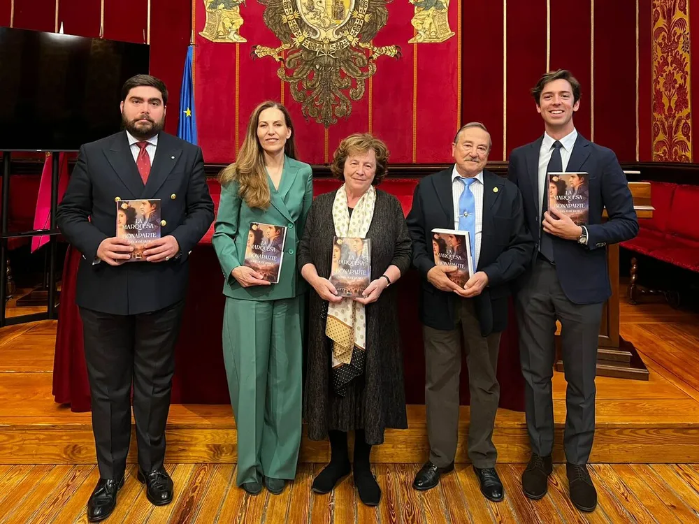MARÍA JOSÉ RUBIO PRESENTA EN TOLEDO ‘LA MARQUESA Y BONAPARTE’
