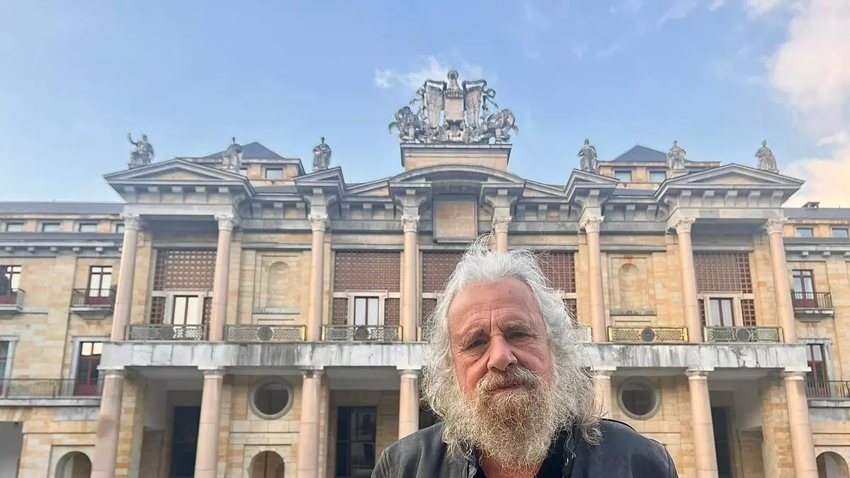 FERNANDO MARROT, ACTOR DE GIJÓN: «DEJAD DE LLAMARME PARA LLORAR; SÉ QUE LLORO MUY BIEN PERO QUIERO HACER OTRAS COSAS”