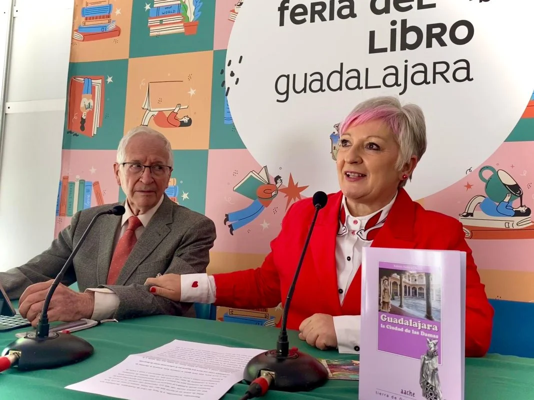 EL NUEVO LIBRO DE HERRERA CASADO: 12 MUJERES Y MUCHA HISTORIA DE GUADALAJARA