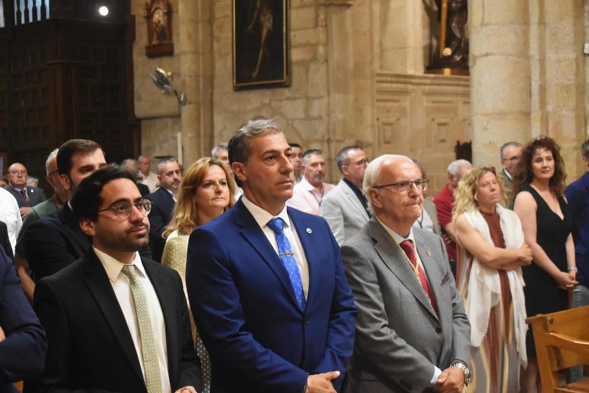 JESÚS SELLERS RECOGE EL TESTIGO DE UNA UNIÓN DE COFRADÍAS DE CÁCERES CENTRADA EN LA CONTINUIDAD Y LA JUVENTUD