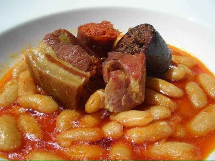 DIETA, MANGUETA Y SIETE NUDOS A LA BRAGUETA