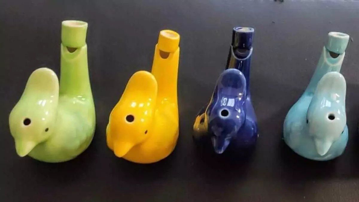 LOS PÁJAROS DE BARRO Y AGUA DE SAN PEDRO: DE «JUGUETE DE LOS POBRES» A TRADICIÓN ZAMORANA