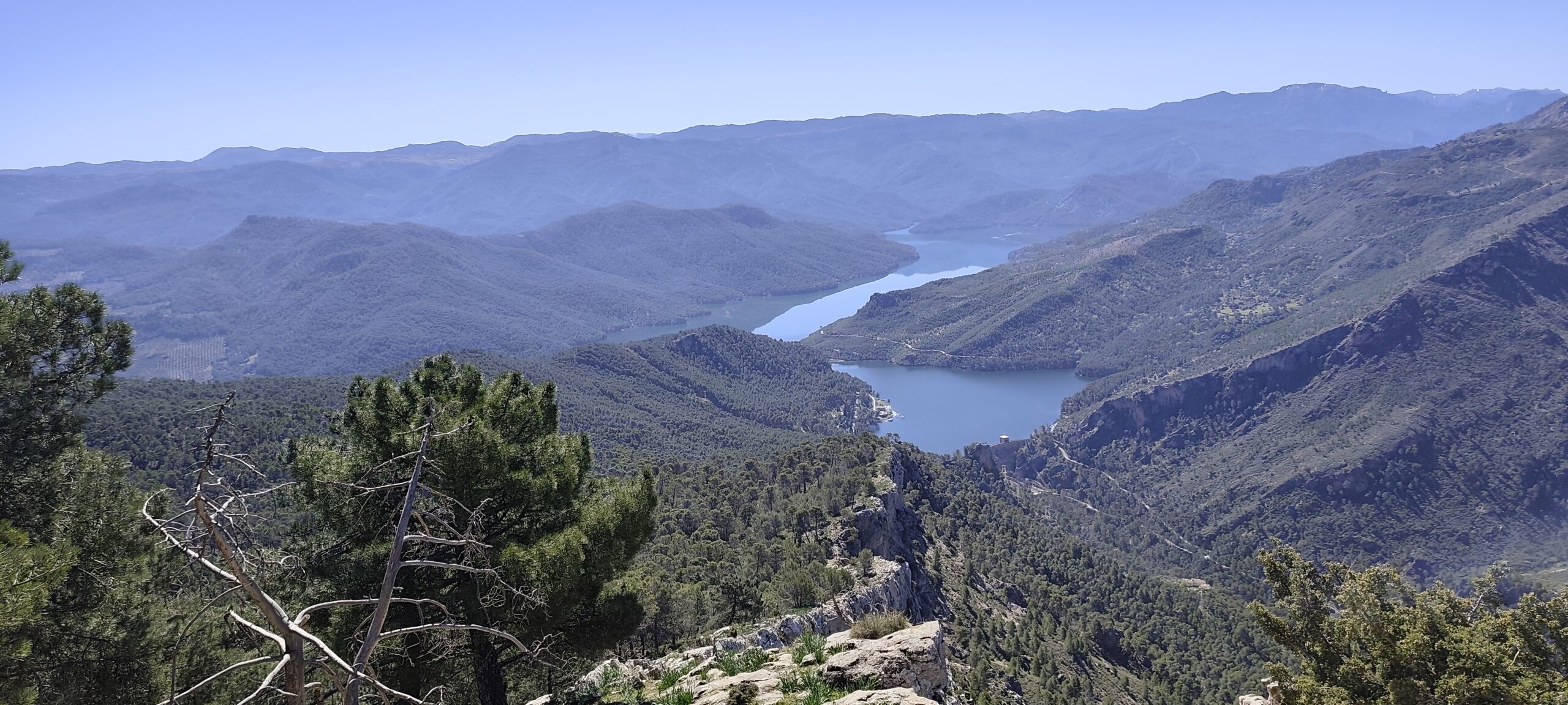 PEPE CABRERA.  RUTAS Y BONDADES DEL PARQUE NATURAL DE CAZORLA, SEGURA Y LAS VILLAS.(JAËN)