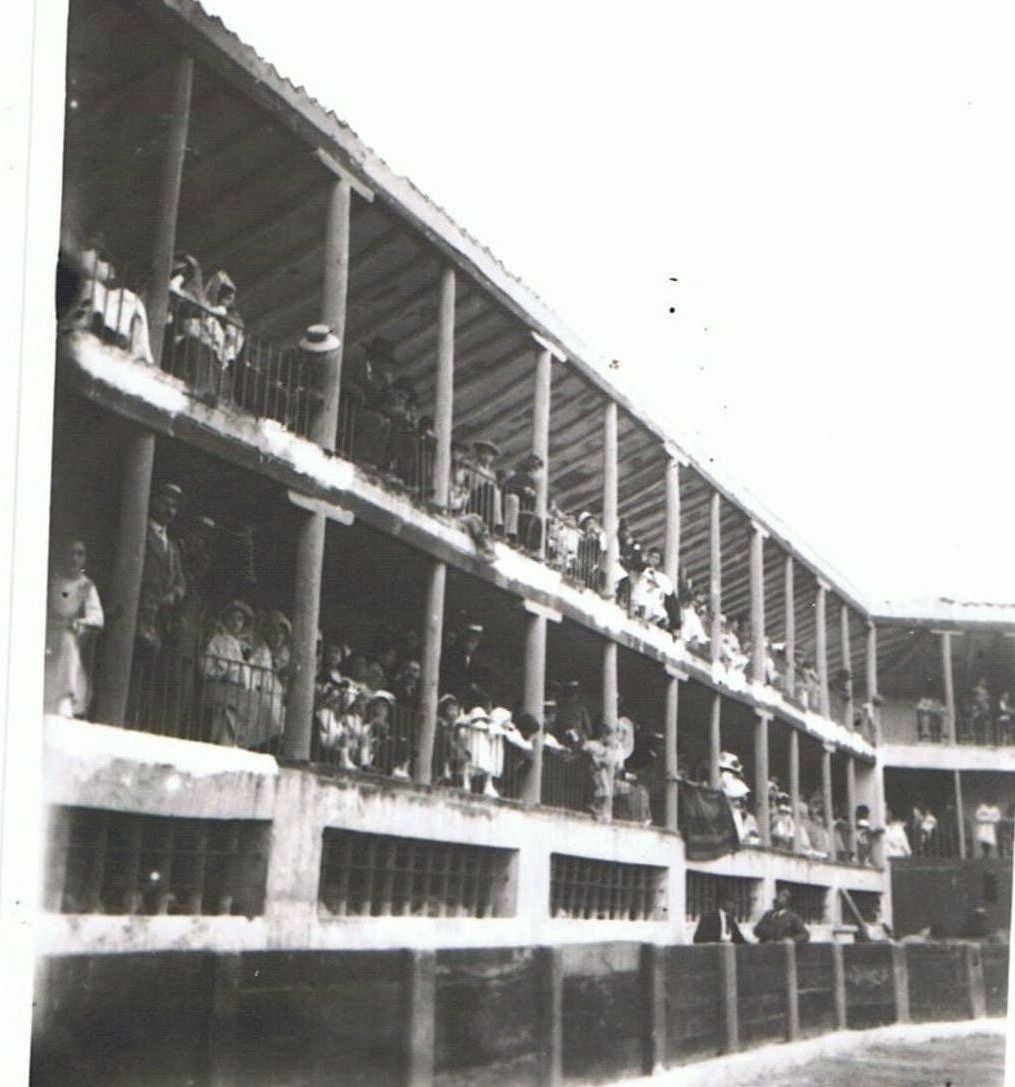 LA CRUZ ROJA EN VILLANUEVA DEL ARZOBISPO, CELEBRACIÓN DE NOVILLADA BENÉFICA