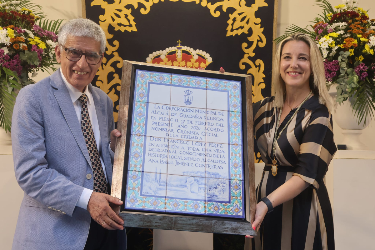 ALCALÁ DE GUADAIRA RECONOCE LA TRAYECTORIA DEL NUEVO CRONISTA OFICIAL