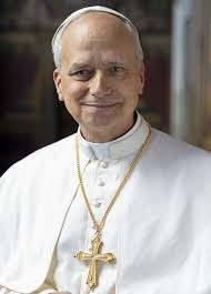 CAMBIO EN LA PERCEPCION DEL PAPA LEON XIV