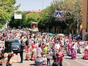 XXXIX ROMERÍA ROCIERA, DE GETAFE AL CERRO DE LOS ÁNGELES, ORGANIZADA POR LA CASA REGIONAL DE ANDALUCÍA.