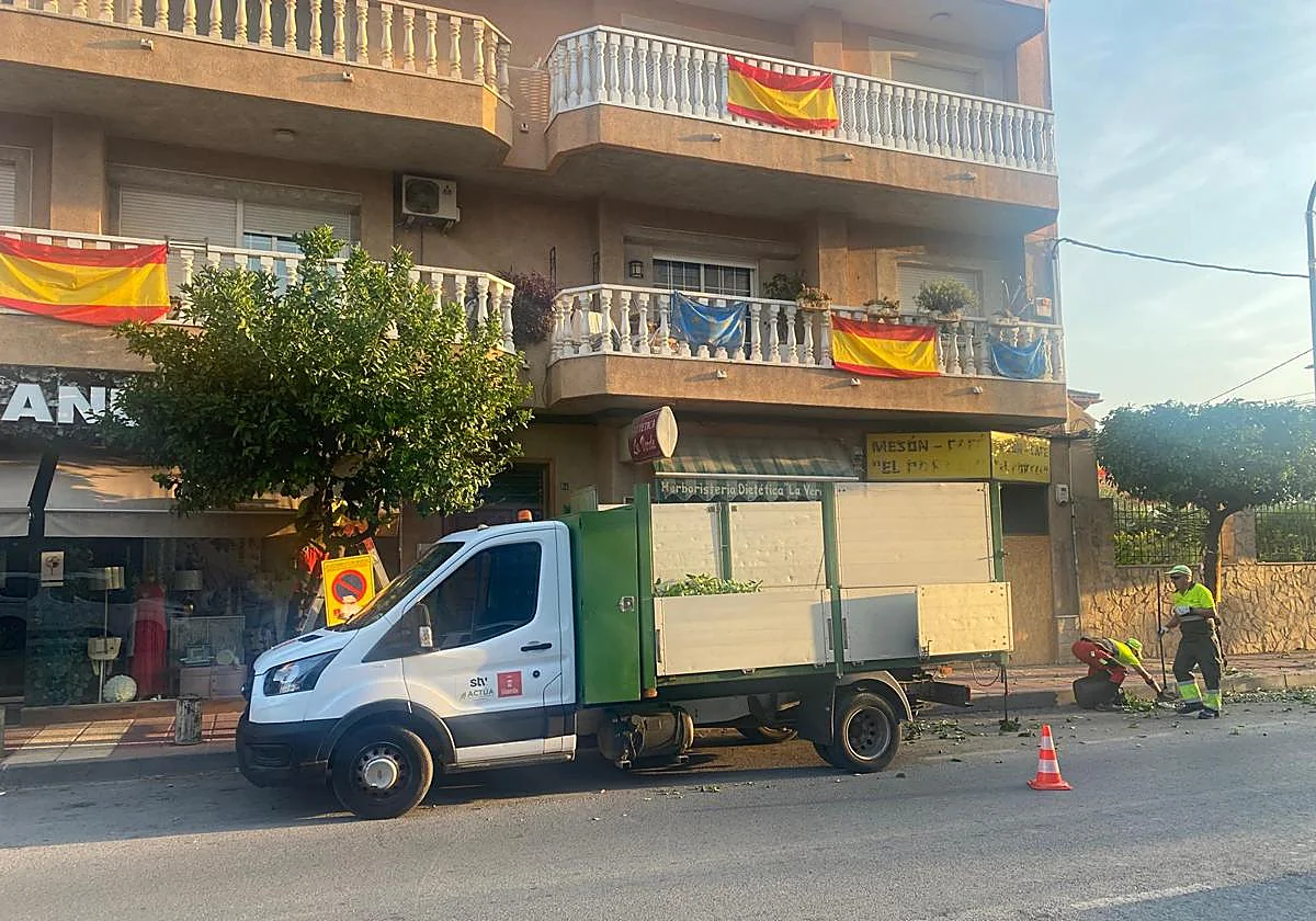 LA MORENICA MUEVE MONTAÑAS… Y DESBROZADORAS EN MURCIA