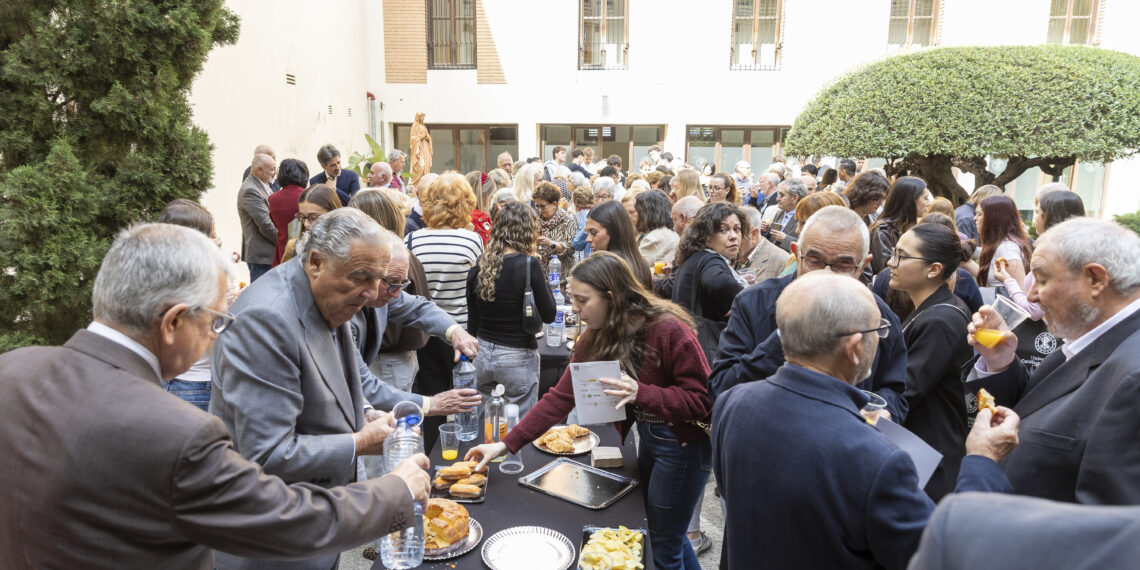 UNA JUNTA DE GOBIERNO LIDERARÁ LOS CRONISTAS DEL REINO DE VALENCIA