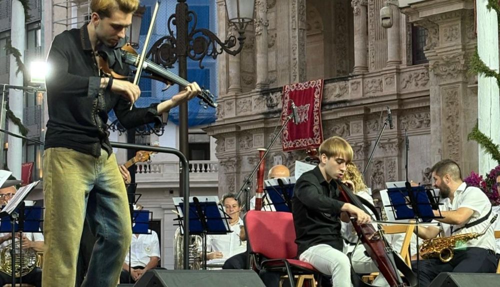 DE VALENCIA A SEVILLA CON LA MÚSICA DE VIOLONCHELI BROTHERS