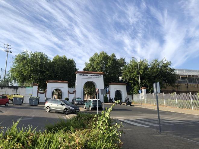 LA «PLAYA DE CÁCERES» ENCARA SUS 77 AÑOS