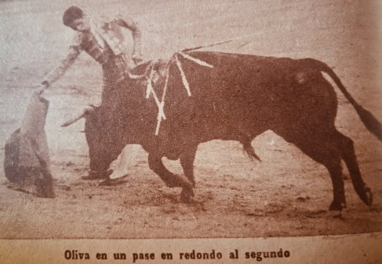 DEBUT DE EMILIO OLIVA, PADRE, EN LA PLAZA DE TOROS MONUMENTAL DE LAS VENTAS