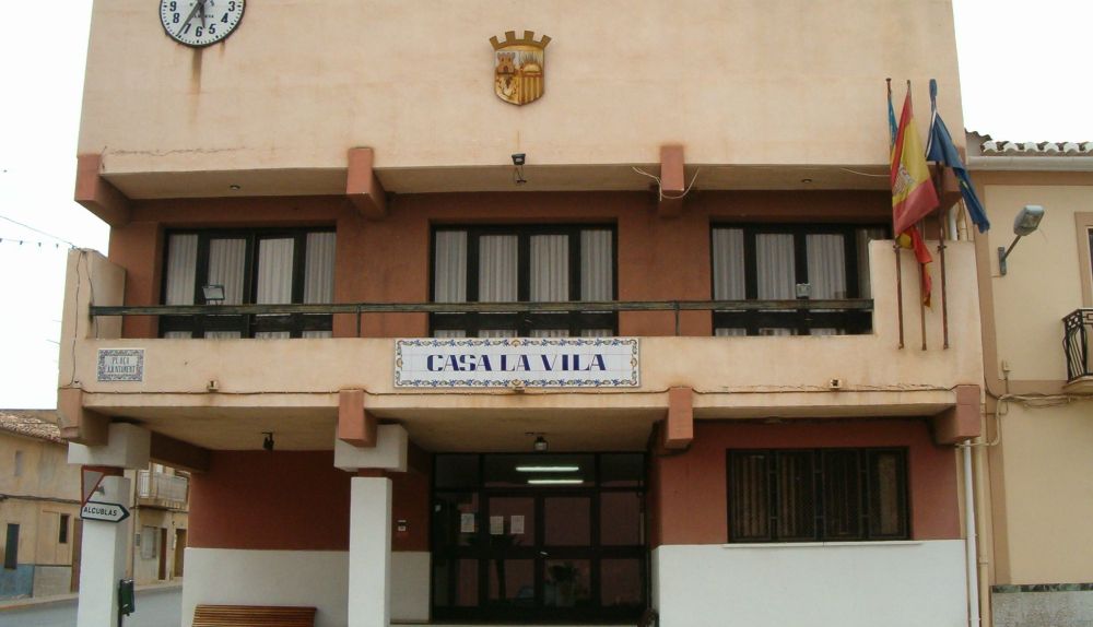 EL DÍA DIECISÉIS DE MAYO DE 1976, SE INAUGURÓ EL NUEVO AYUNTAMIENTO