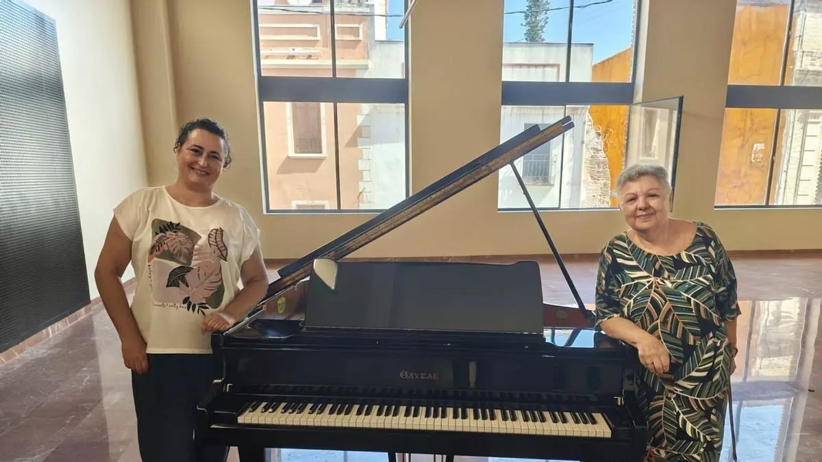 EL PIANO DEL «FILL PREDILÈCTE D’OLIVA», EL MÚSICO Y COMPOSITOR JOSEP CLIMENT, YA ES PATRIMONIO CULTURAL DE LA CIUDAD