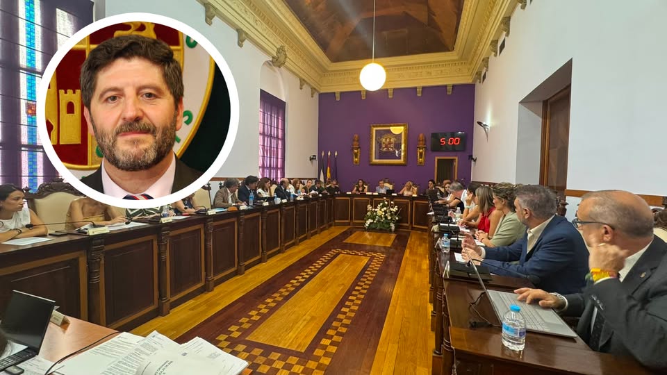 EL AYUNTAMIENTO DE JAÉN NOMBRA POR UNANIMIDAD AL TORRECAMPEÑO JUAN CARLOS CASTILLO ARMENTEROS NUEVO CRONISTA OFICIAL DE LA CIUDAD