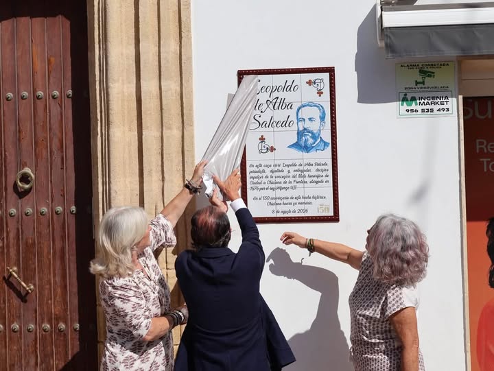 DESCUBRIMIENTO DE UN MOSAICO A LEOPOLDO DE ALBA SALCEDO