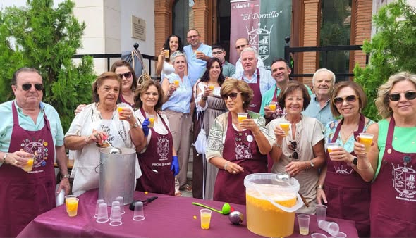 DEGUSTACIÓN DE «PONCHE DE MELOCOTÓN