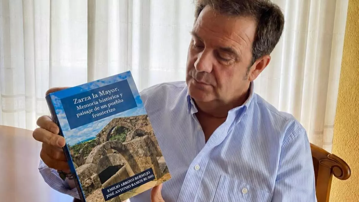 ZARZA LA MAYOR PRESENTA SU LIBRO “MEMORIA HISTÓRICA Y PAISAJE DE UN PUEBLO FRONTERIZO”