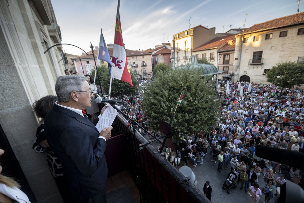 PREGÓN DE LAS FIESTAS DE LA VIRGEN DE ALTAMIRA EN MIRANDA DE EBRO, GINÉS CLEMENTE