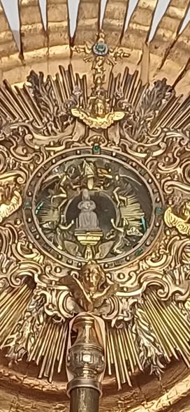 LA IMAGEN DE LA VIRGEN MÁS PEQUEÑA DEL MUNDO