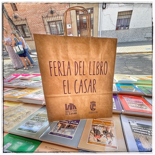 COMIENZA LA FERIA DEL LIBRO DE EL CASAR