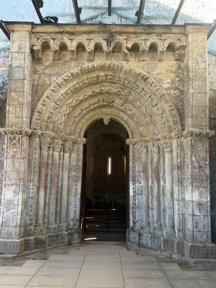 IGLESIA DE VILAR DE DONAS, PALAS DE REI, LUGO.