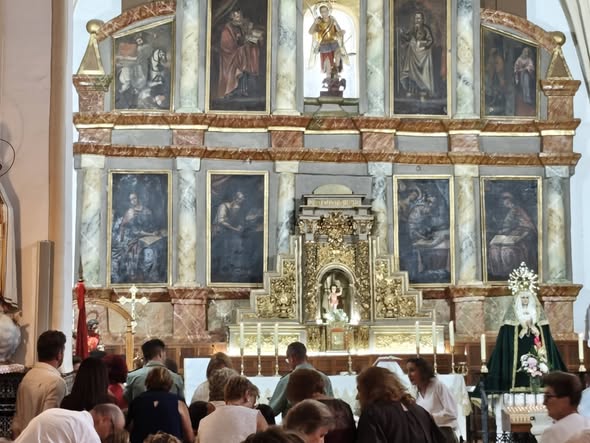 PROCESION Y MISA DE SAN MIGUEL ARCÁNGEL. PATRON DE TORREJON EL RUBIO PROVINCIA DE CACERES