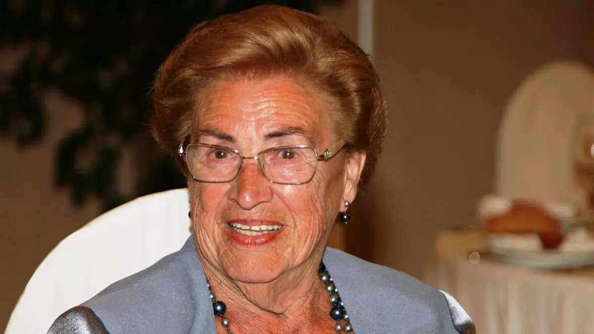 ADIÓS A MARÍA LUISA MENCÍA, «LA CASTAÑERA», UNA MUJER QUE FORJÓ LA IDENTIDAD DE NOREÑA