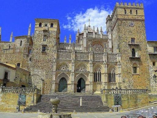 LOS VESTIGIOS DE LA ANTIGUA HOSPEDERÍA REAL VINCULADA AL VIAJE DE COLÓN SE HAN ENCONTRADO EN GUADALUPE