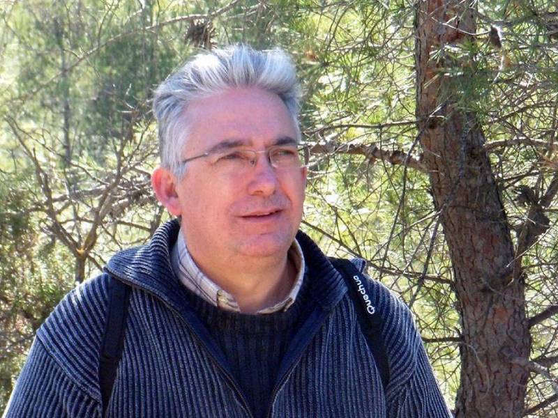 VICENTE VÁZQUEZ PRESENTA EN MONÓVAR UN LIBRO DE RELATOS HISTÓRICOS AMBIENTADOS EN SAX