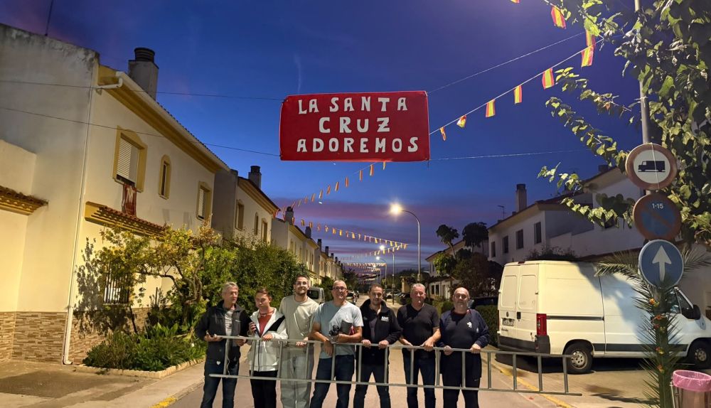 DOMEÑO INICIA LOS ACTOS PARA CELEBRAR EL BICENTENARIO DE LA FIESTA A LA SANTA CRUZ