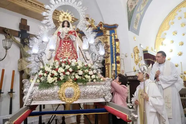 LA VIRGEN DEL ROSARIO RECIBE EL TÍTULO DE ALCALDESA PERPETUA DE FUENTE-TÓJAR