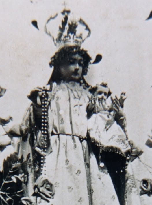 FELIZ DIA A TODAS LAS ROSARIO