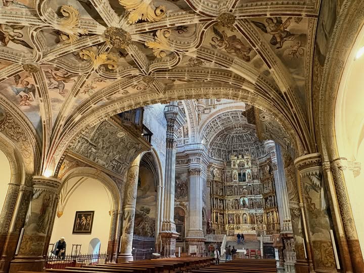 LA IGLESIA DEL MONASTERIO DE LOS JERÓNIMOS