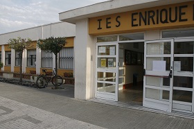 EL IES ENRIQUE NIETO APLAZA A ESTE DOMINGO LA CELEBRACIÓN DE SU 50º CUMPLEAÑOS POR LA TRAGEDIA FERROVIARIA