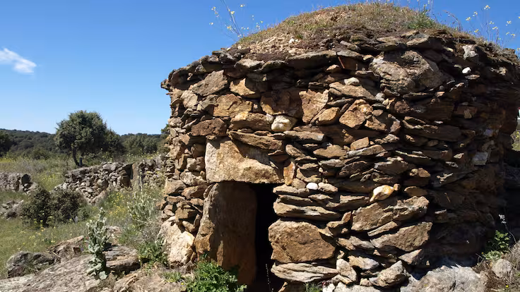 EL CÍRCULO CULTURAL DE COLMENAR VIEJO EDITA UN LIBRO SOBRE EL ORIGEN DE LOS PUEBLOS DE LA SIERRA DE MADRID
